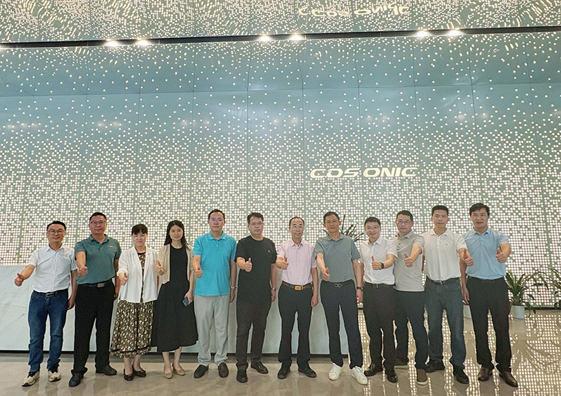 东莞职业技术学院到访尊龙凯时智能开展校企合作交流